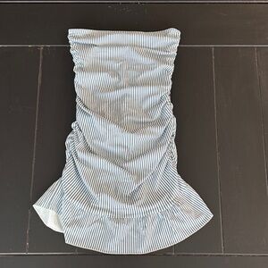 Edikted Blue and White Strapless Dress